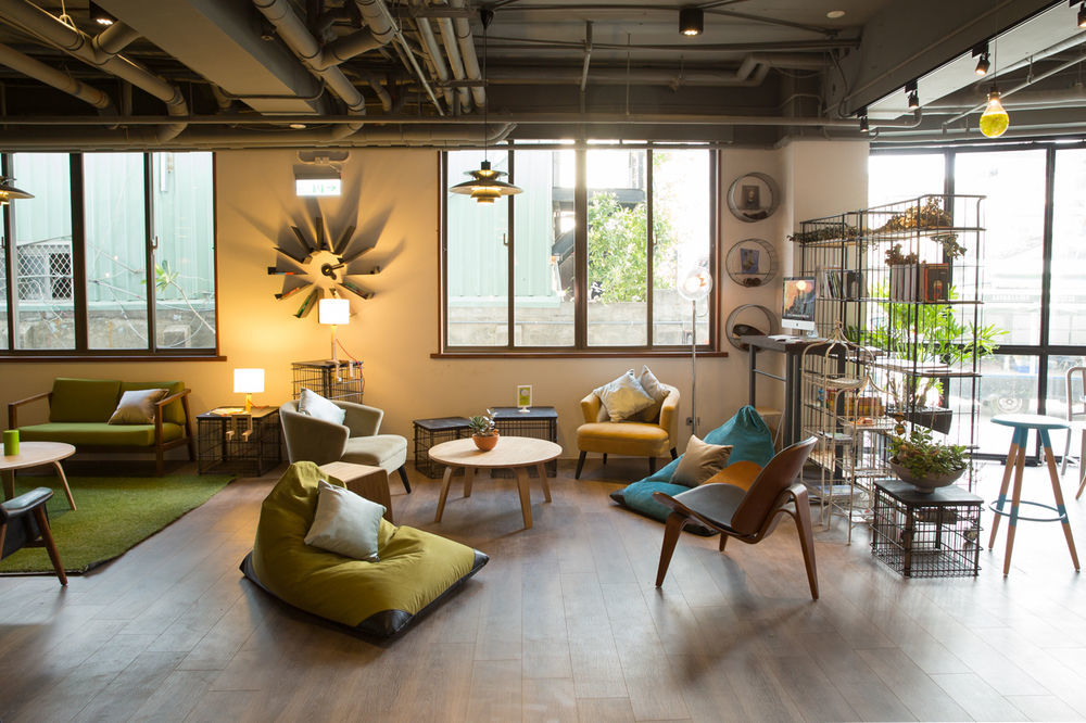 Light Hostel - Tainan Exterior foto